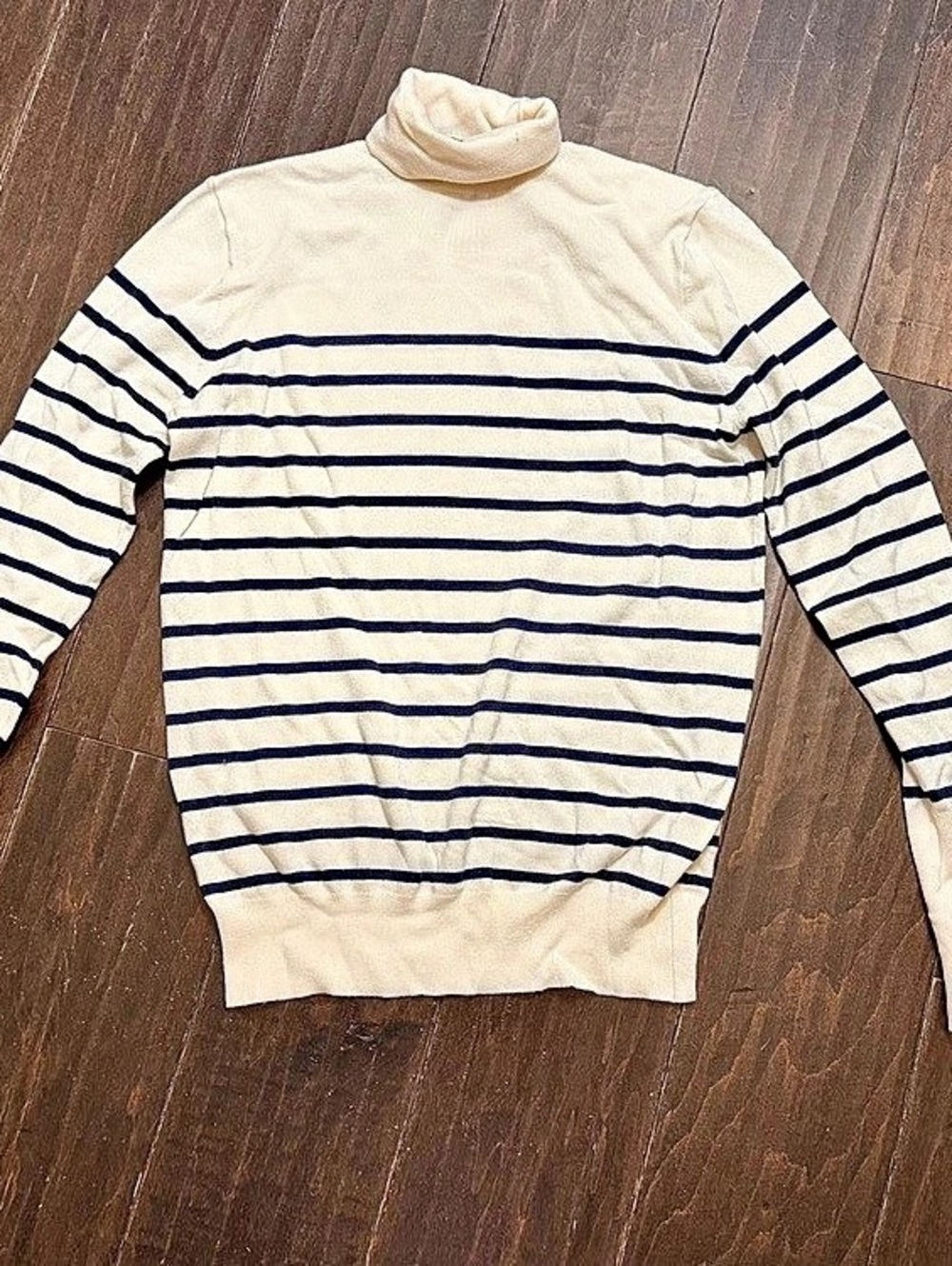 Zara Striped Turtleneck Sweater in Cream & Blue Size Medium